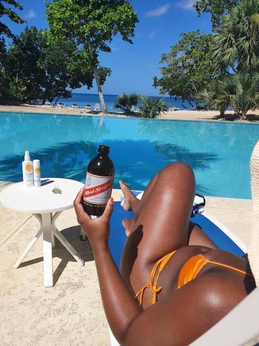 Townhouse By The Bay, Little Bay Country Club ,Negril Villa Orange Bay Eksteriør billede