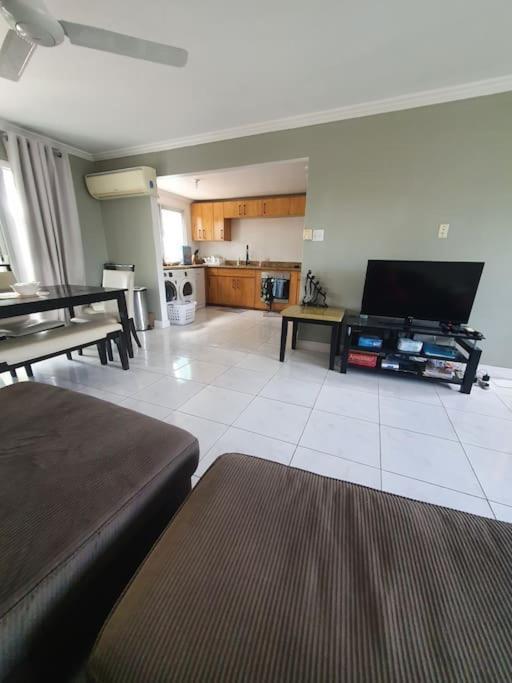 Townhouse By The Bay, Little Bay Country Club ,Negril Villa Orange Bay Eksteriør billede