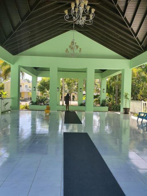 Townhouse By The Bay, Little Bay Country Club ,Negril Villa Orange Bay Eksteriør billede